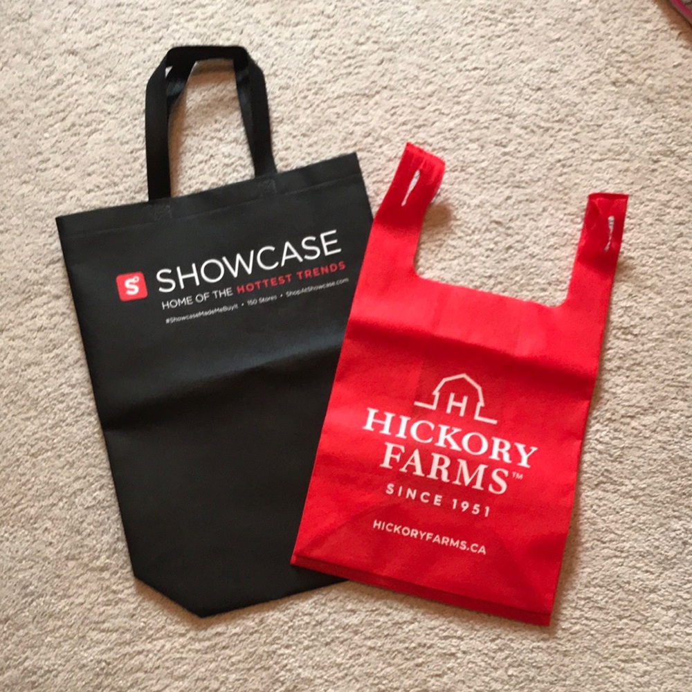 Showcase and Hickory Farms Reusable Bags